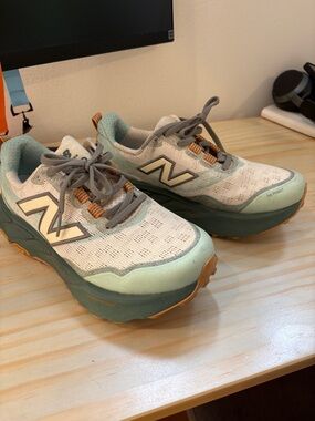 New Balance Fresh Foam X Hierro v9 Trail Runners